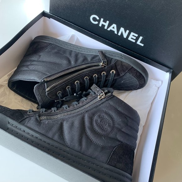 Chanel High Top Sneakers 39.5 - Picture 1 of 6